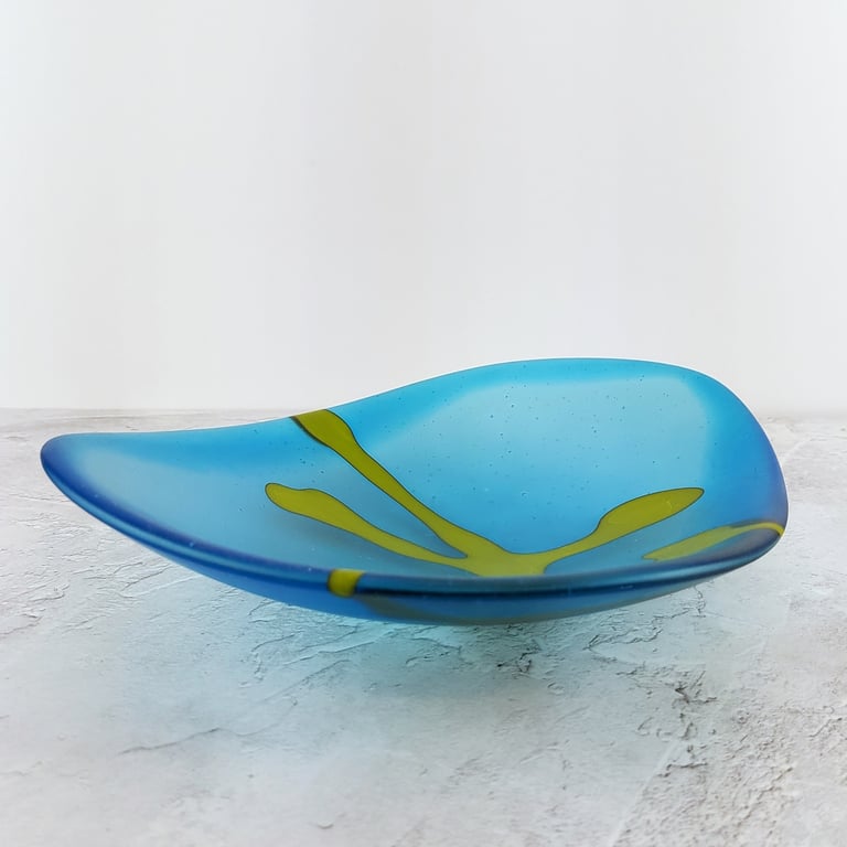 Glass Dish in Turquoise Blue with Seaweed Motif