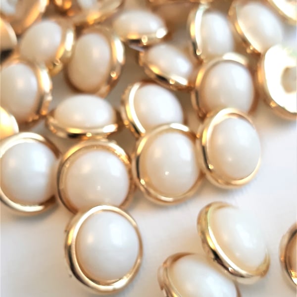 15mm gold and cream domed shank buttons