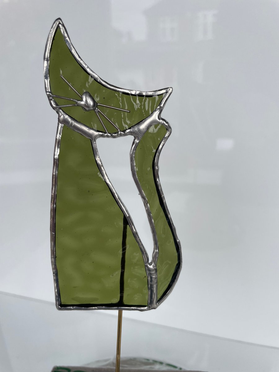 Transparent moss green stained glass cat plant pot stake