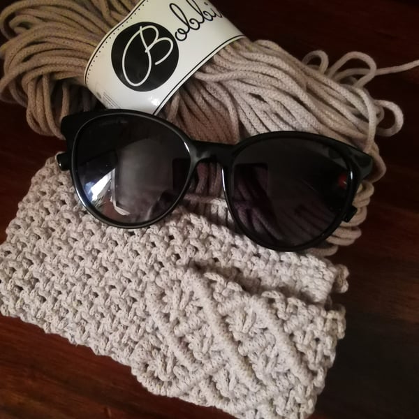 Sunglasses Case, Macrame - pebble