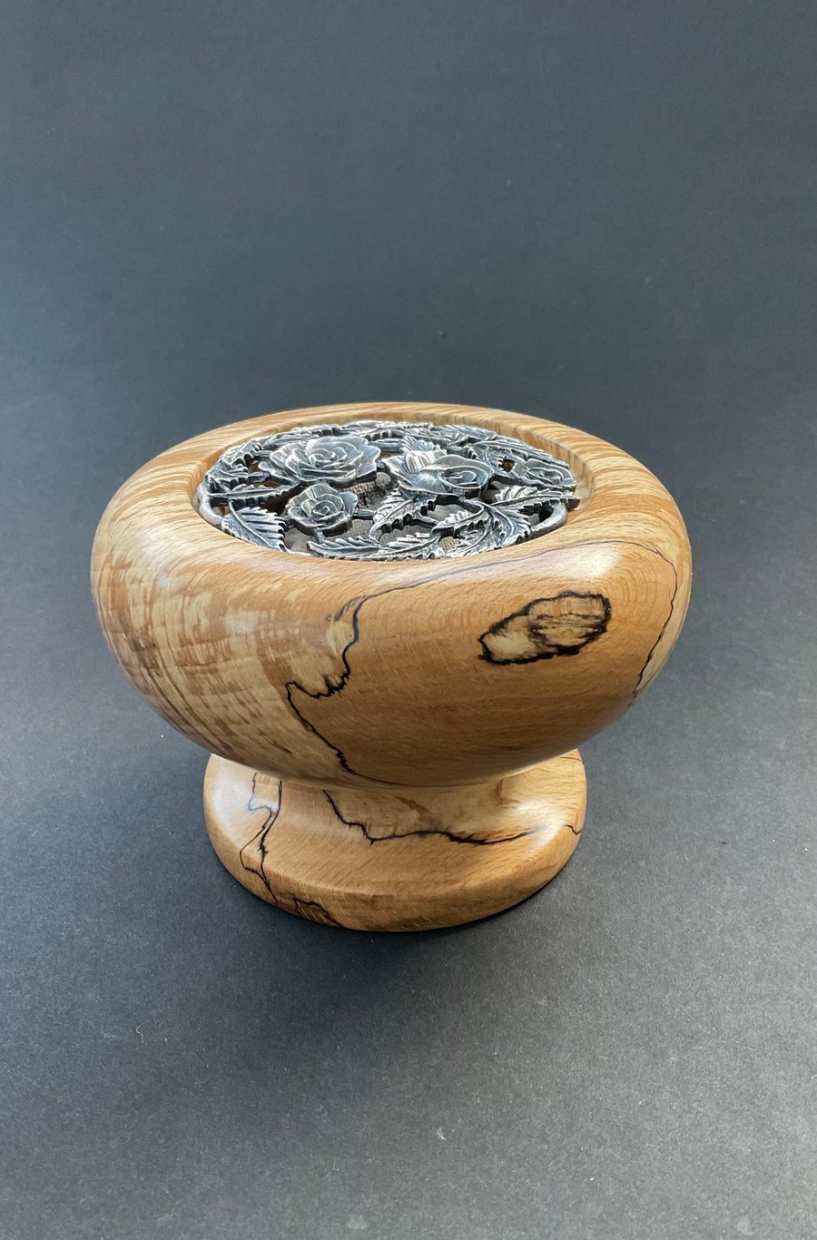 Spalted beech hardwood pot pourri with pewter lid and bag of dried lavender