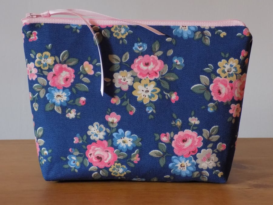 Cath Kidston Floral Fabric Make Up Cosmetics Bag Case