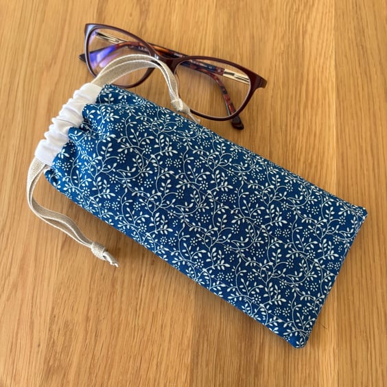 Glasses case, sunglasses pouch, padded, with drawstring,  in navy floral cotton