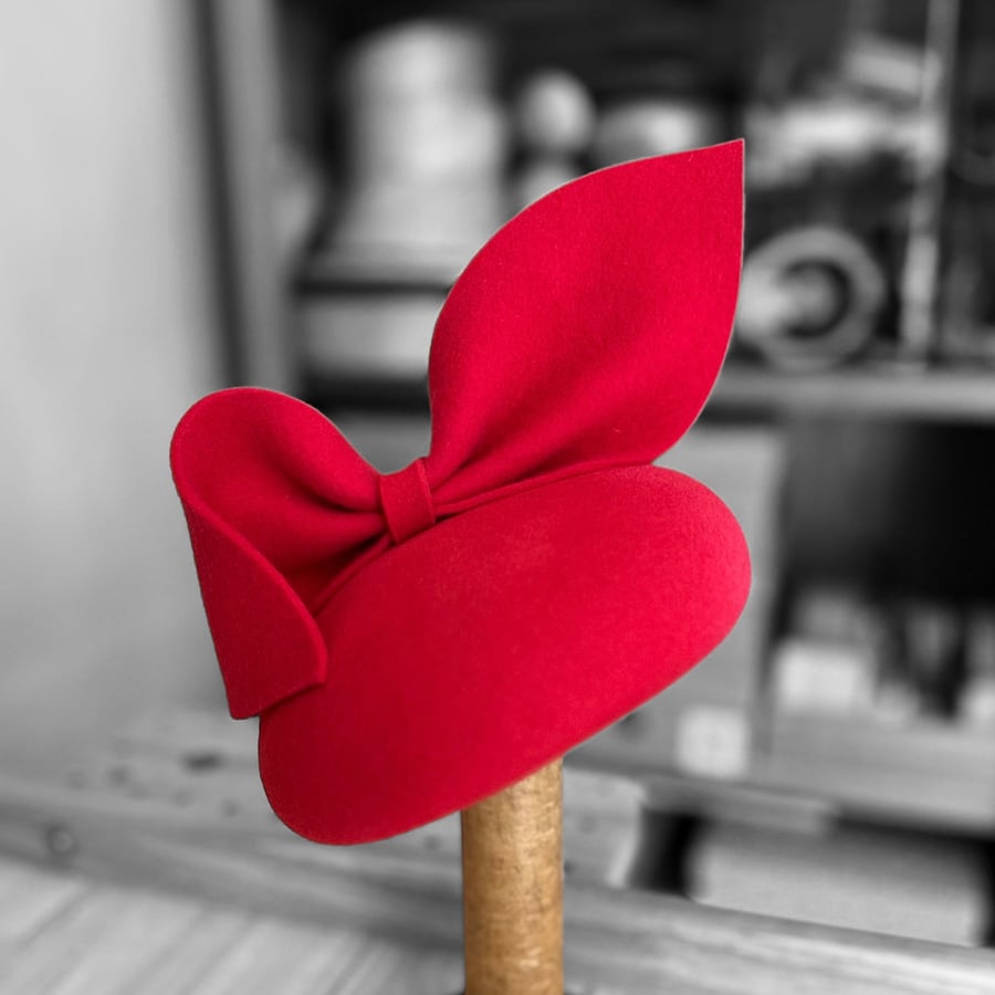 Red Felt Fascinator Hat - Womens Wedding, Races Headpiece