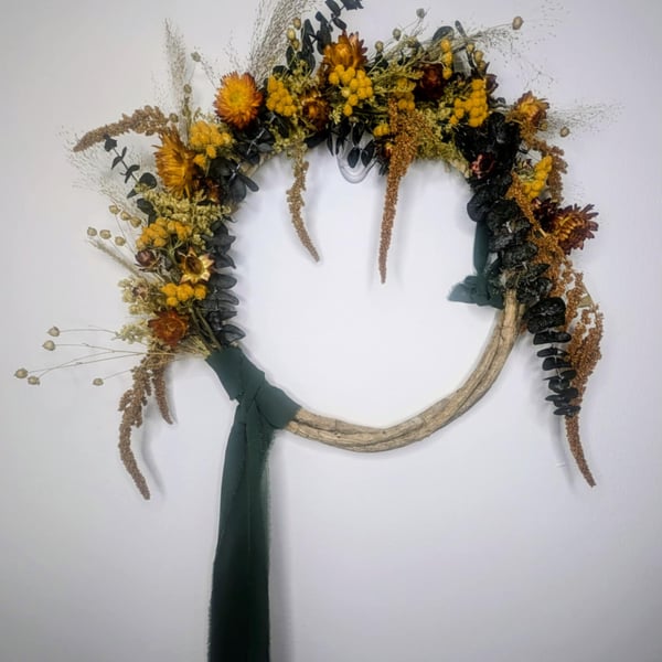 Earthly Whispers - Dried Flower Wreath