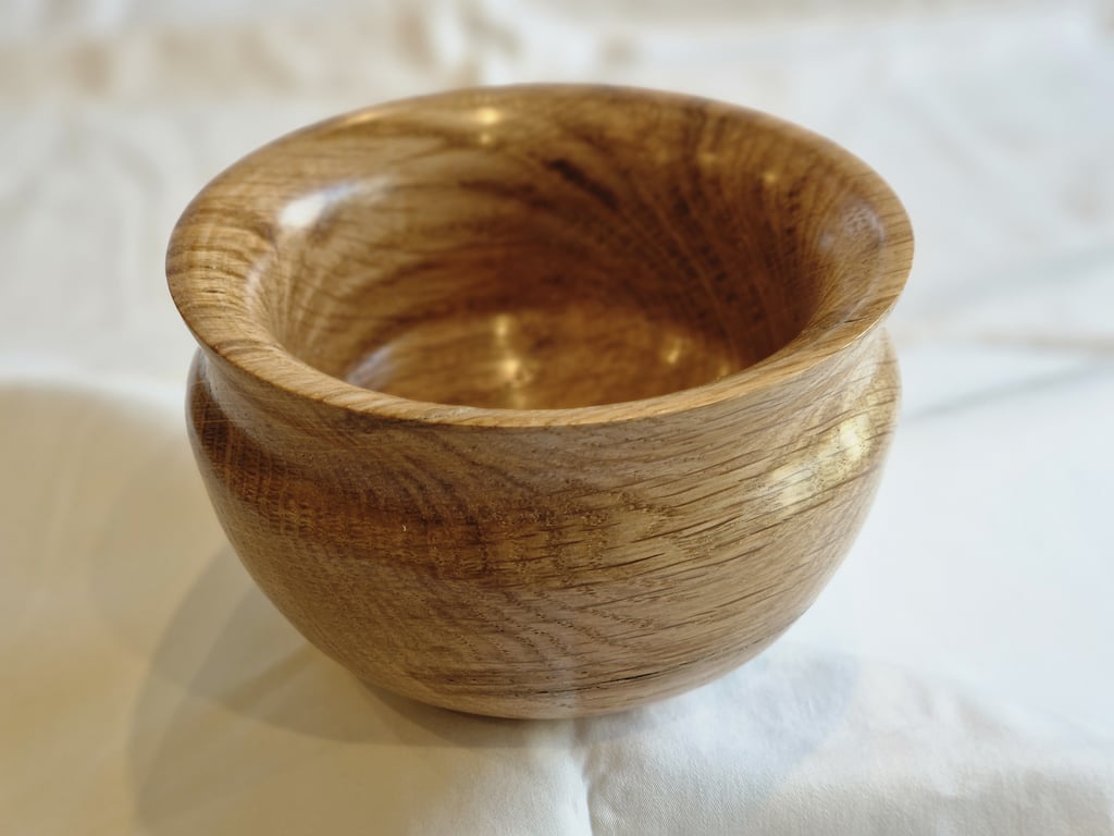 Small oak dish