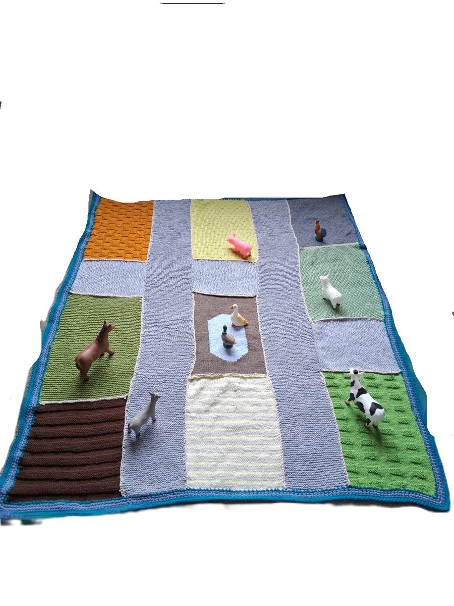 Knitted Farm playmat 