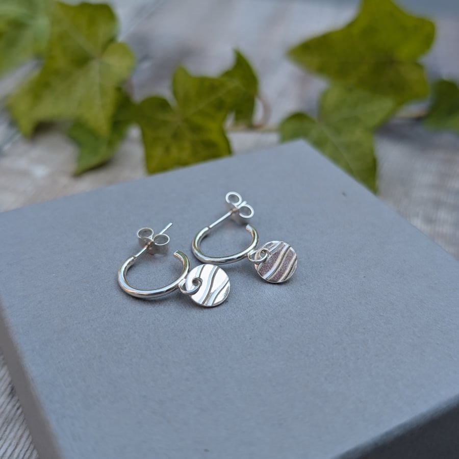 Sterling Silver Disc Drop Hoop Earrings – JBJ3042