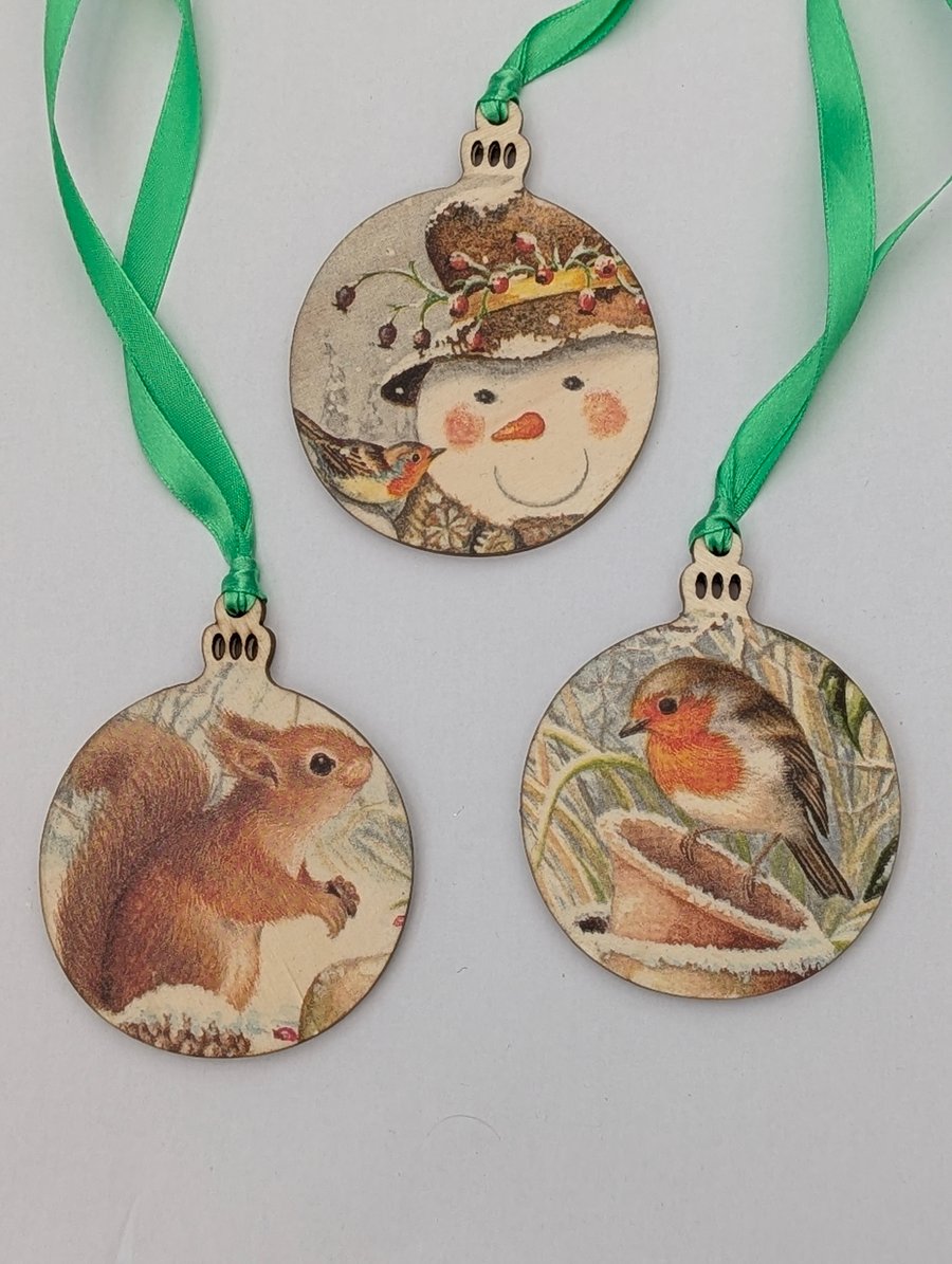 Set of 3 wooden Christmas tree decorations, baubles, snowman, robin, squirrel 