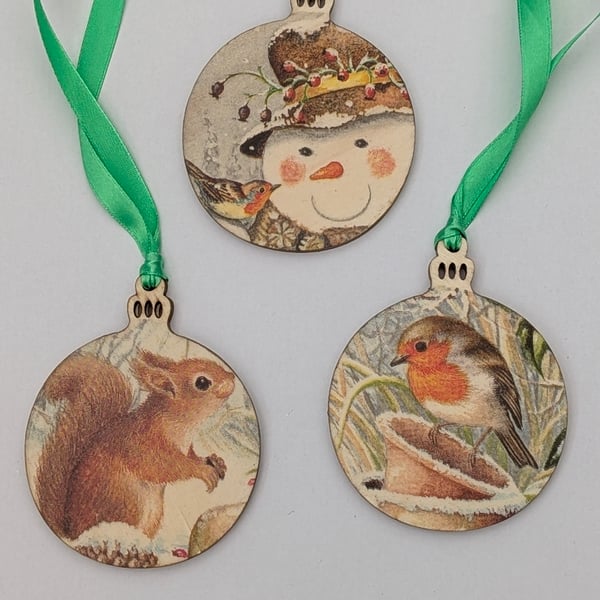 Set of 3 wooden Christmas tree decorations, baubles, snowman, robin, squirrel 