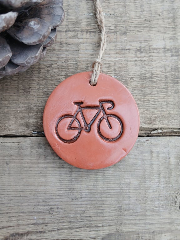 Bicycle Cycling Round Terracotta Hanging Aromatherapy Diffuser