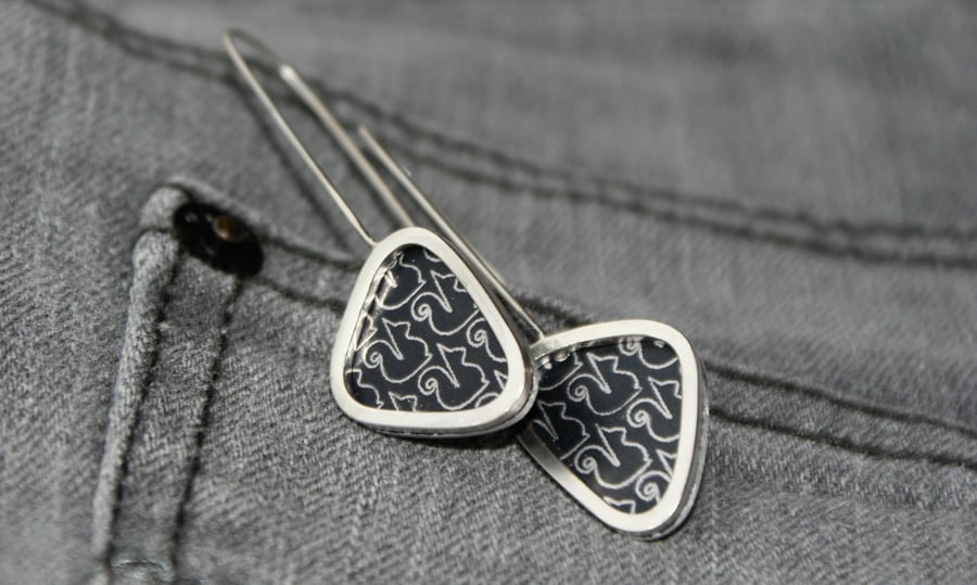 Black squirrel triangle earrings - sterling silver