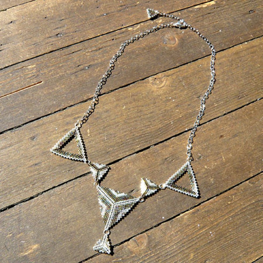 Necklace with triangles