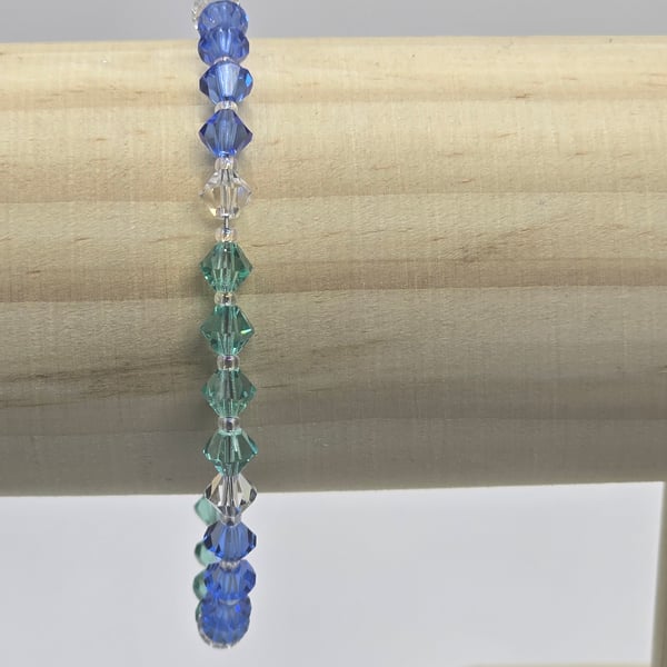 Light and dark blue preciosa crystal bracelet