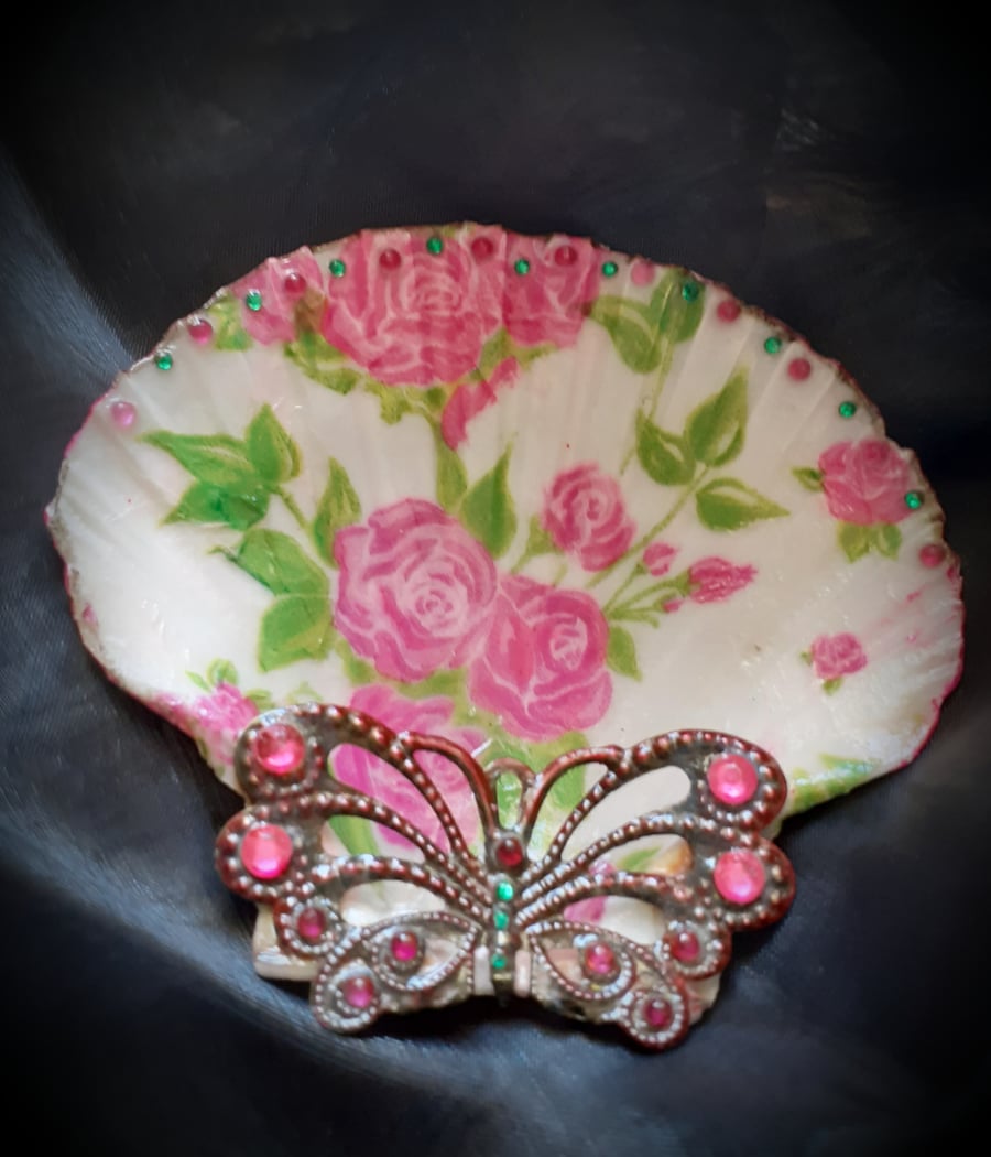 Vintage Rose Scallop Shell trinket dish 