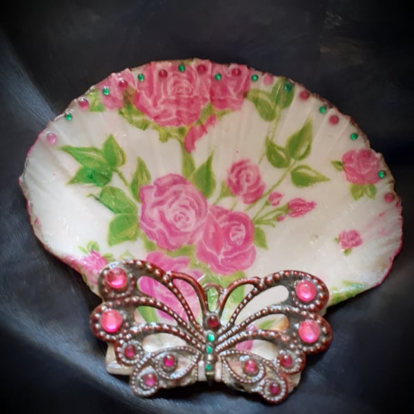 Vintage Rose Scallop Shell trinket dish 