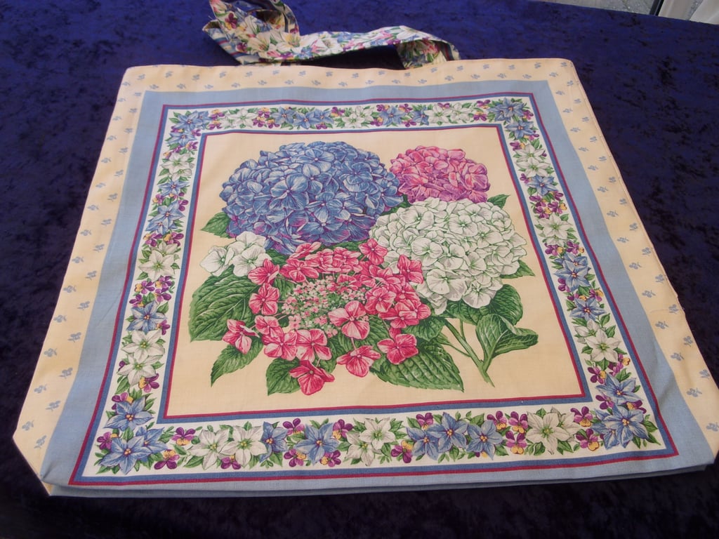 Fabric Shopping Bag with Hydrangeas
