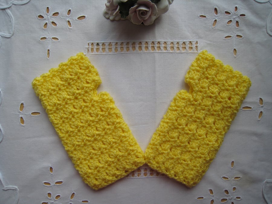 Posy Fingerless Gloves PS05