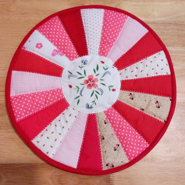 Placemat, red, Table mat, quilted, patchwork, table centrepiece, home decor