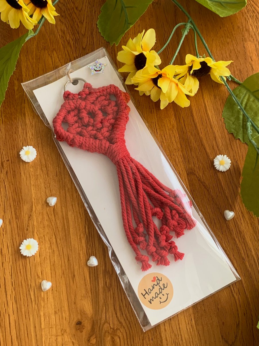 Macrame Keyring,  Valentine Keyring Gift, Boho Accessories, Heart Keyring