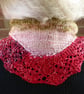 Triangular neck warmer