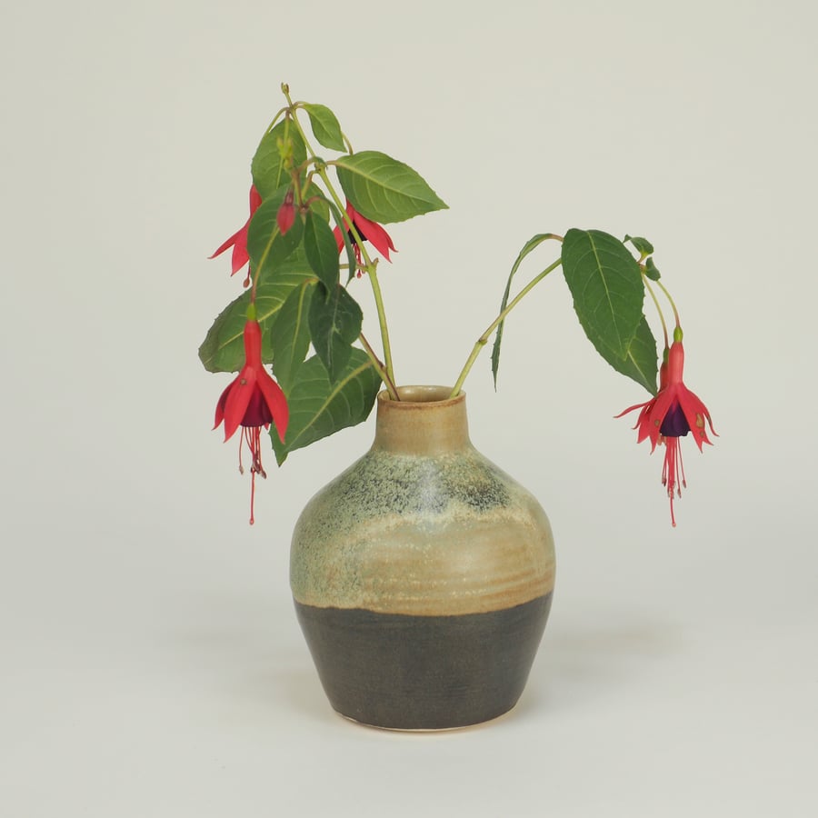 Small Ceramic Vase no.9