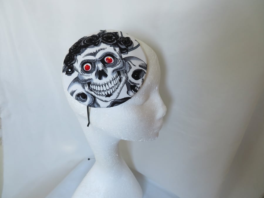Skulls Day of the Dead Skull Cocktail Percher Fascinator Mini Headpiece 