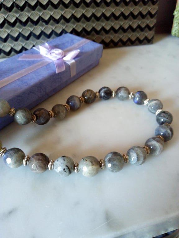 LABRADORITE NECKLACE - FREE UK SHIPPING