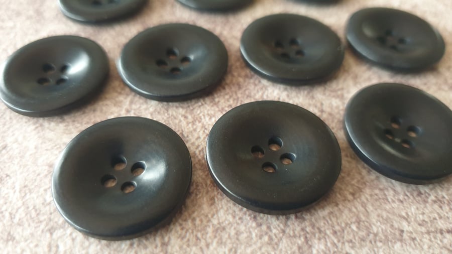 22.4mm 36L Real Corozo Nut buttons NAVY