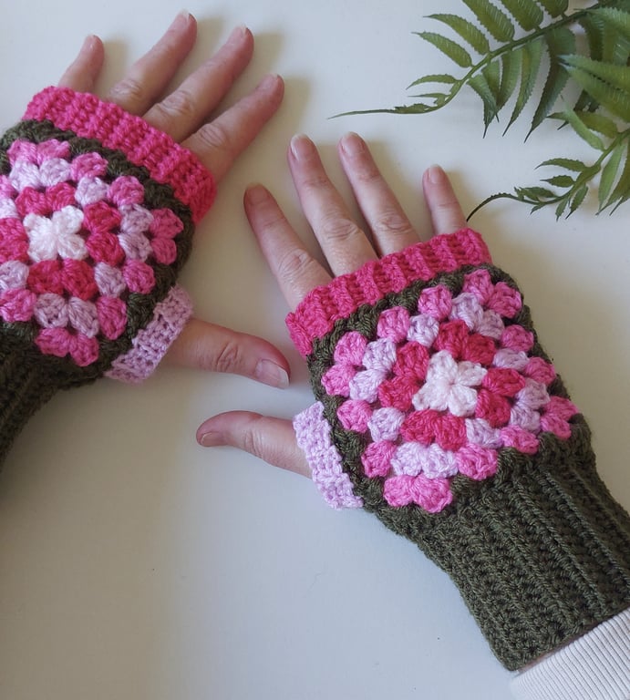 Crochet Granny Square Fingerless Mitts Wrist Warmers Khaki & Pinks