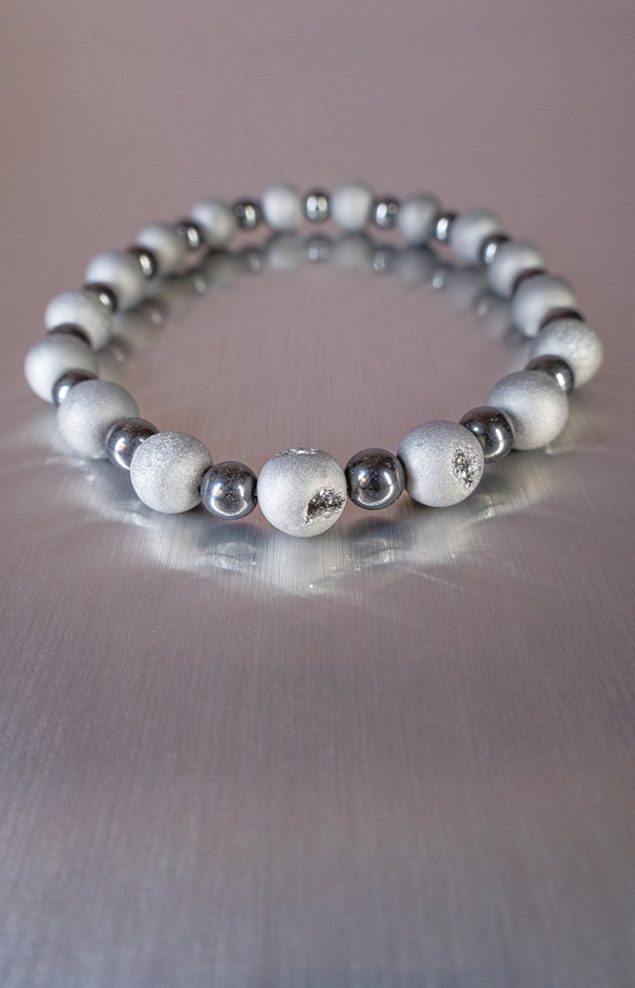 Bracelet grey Druzy and Hematite stretchy handmade 