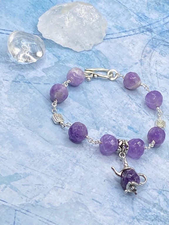 Faceted amethyst stone bracelet with silver teapot charm