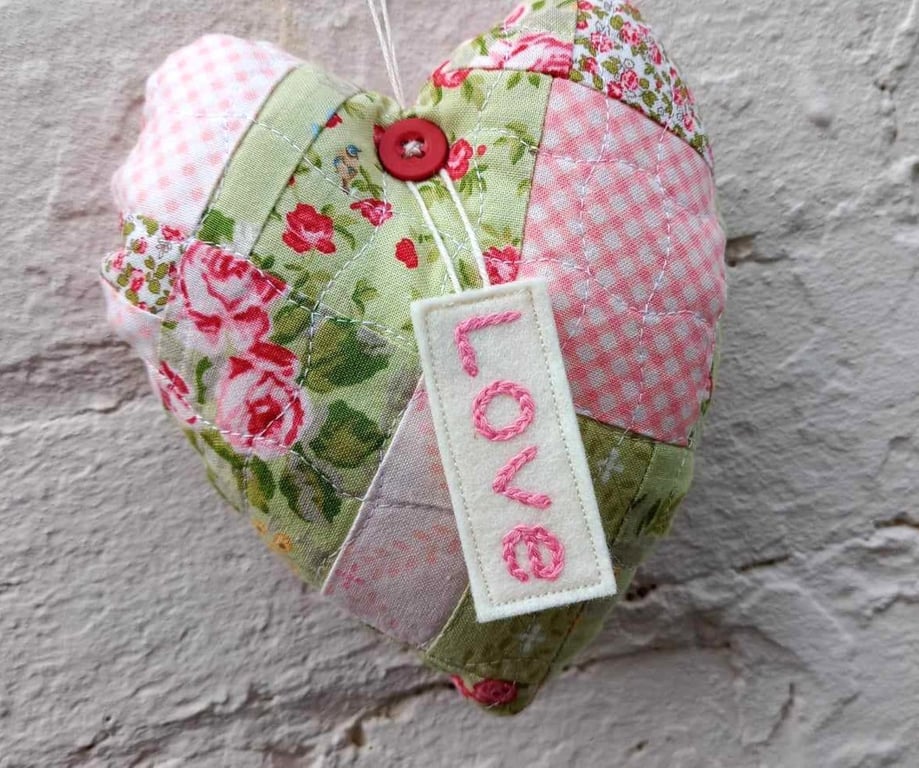 Rose patchwork heart keepsake - can be personalised with hand embroidered phrase