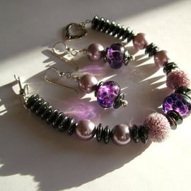 SALE - HALF PRICE - PURPLE SUGAR LAMPWORK BRACELET - FREE UK SHIPPING 