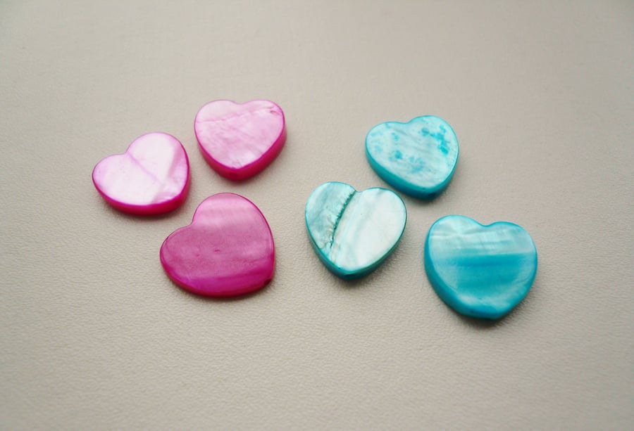 6 Shell Flat Heart Beads