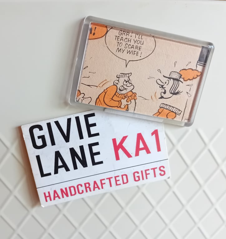 Comic Magnet - Headless Ghost