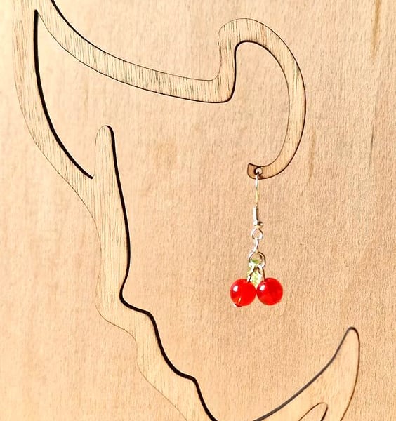 Redcurrant Glass Bead & Silver Drop Earrings - Fruit Novelty Earrings - Fun Gift