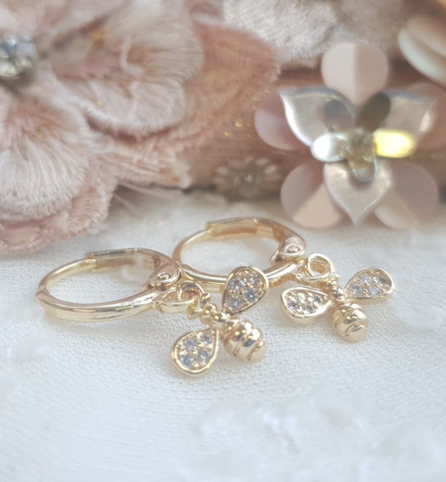 Gold Pave Bee Hoop Earrings - Lever Back Fastening
