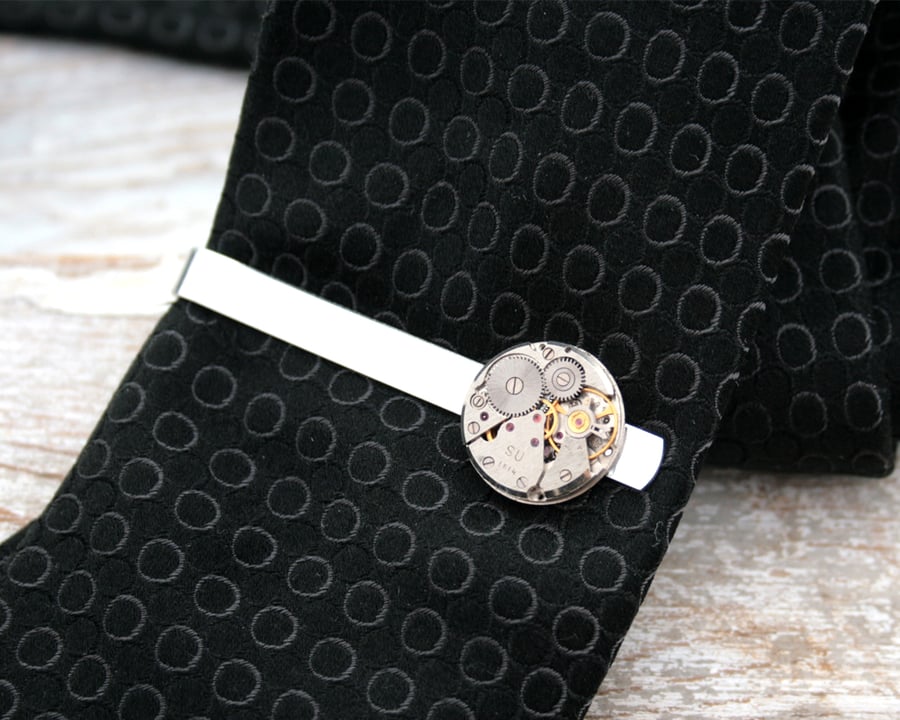 Steampunk Tie clip with round watch mechanism