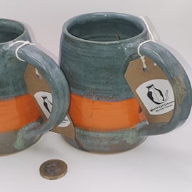 Stoneware mugs 