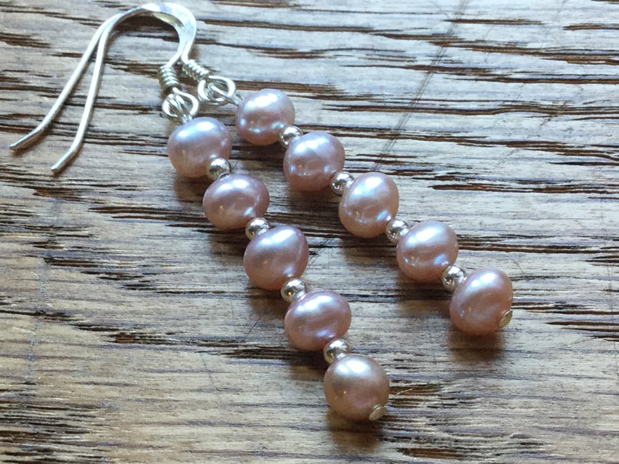 SALE - Gorgeous 5 pink pearls and silver earrings 