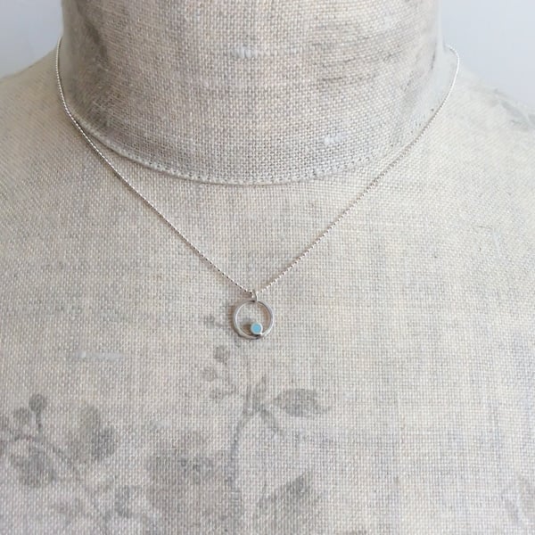 Tiny Circle Pendant Necklace, Minimalist, Everyday Jewellery