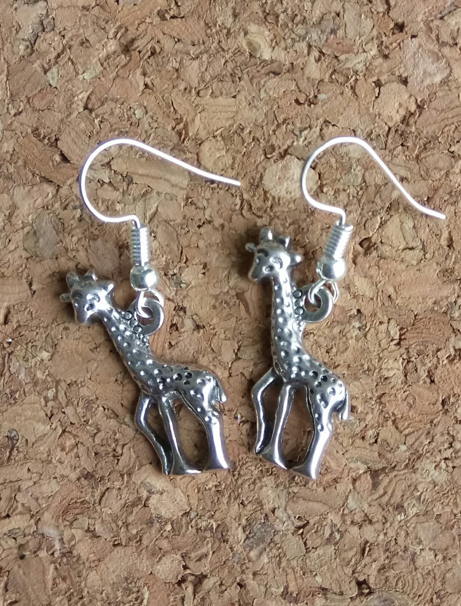  Tibetan Silver Giraffe Earrings
