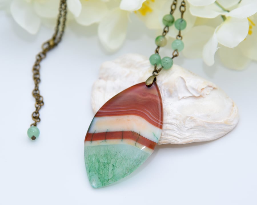 Sea Green & Brown Agate Pendant Necklace