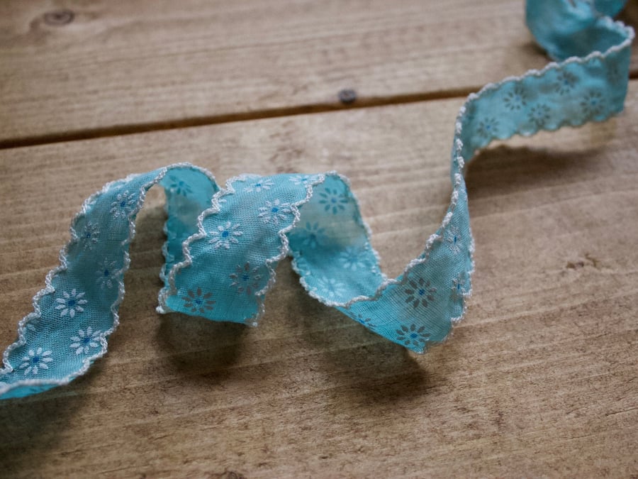 Bertie's Bows Daisy Print Ribbon with Ivory Lace Edge Turquoise x 2 metre length