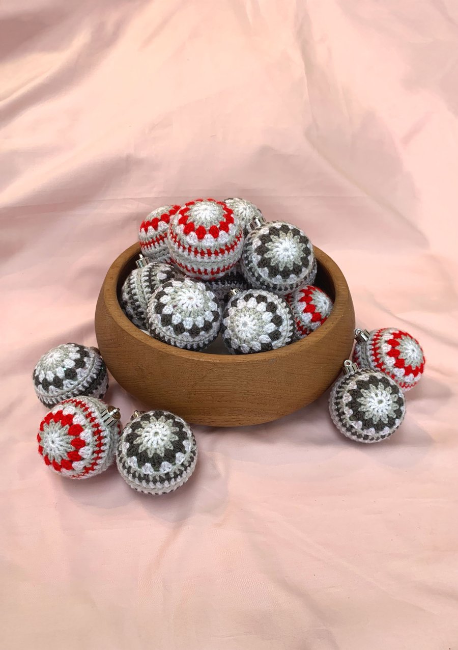 Handmade Neutral Multicoloured Red, White and Grey Crochet Christmas Baubles