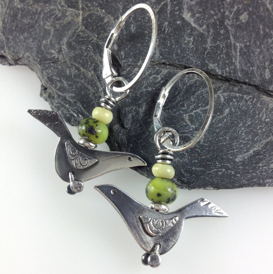 Silver birds earrings with chrysoprase and jade.