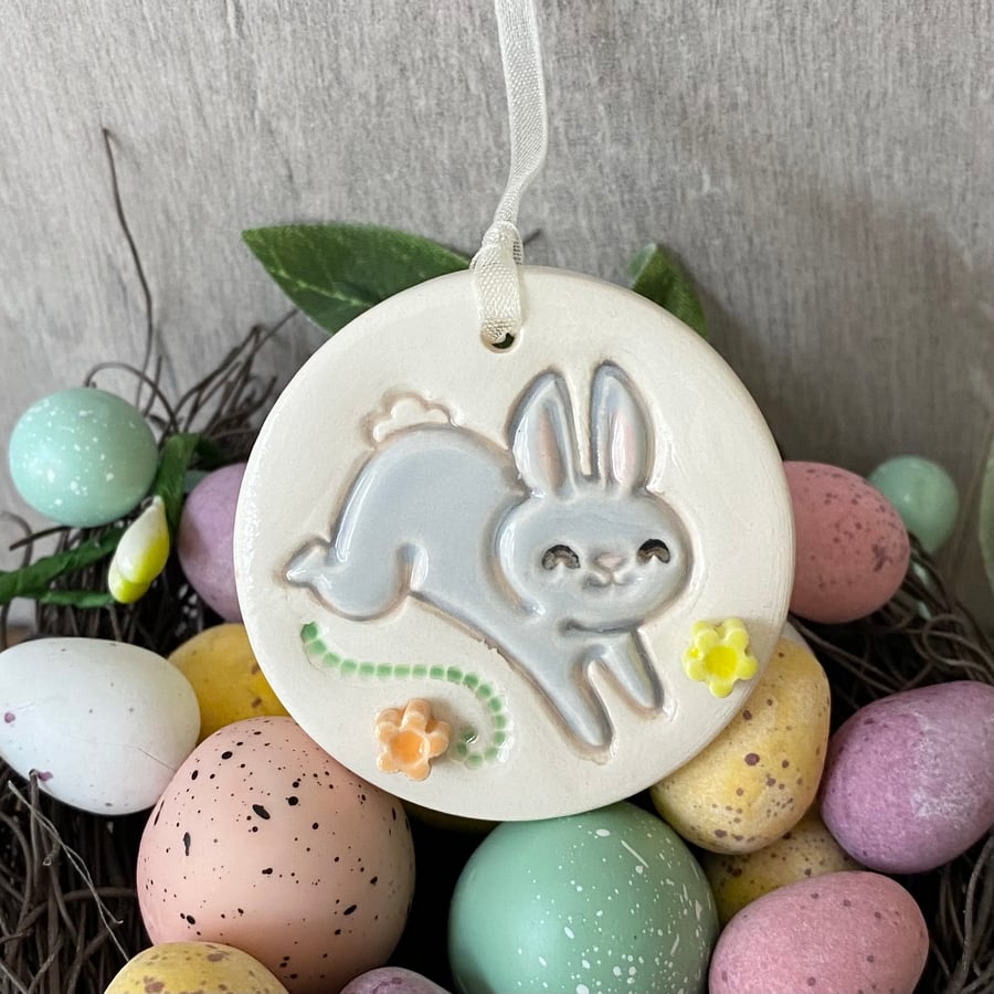 Ceramic Easter Bunny decoration with flowers grey