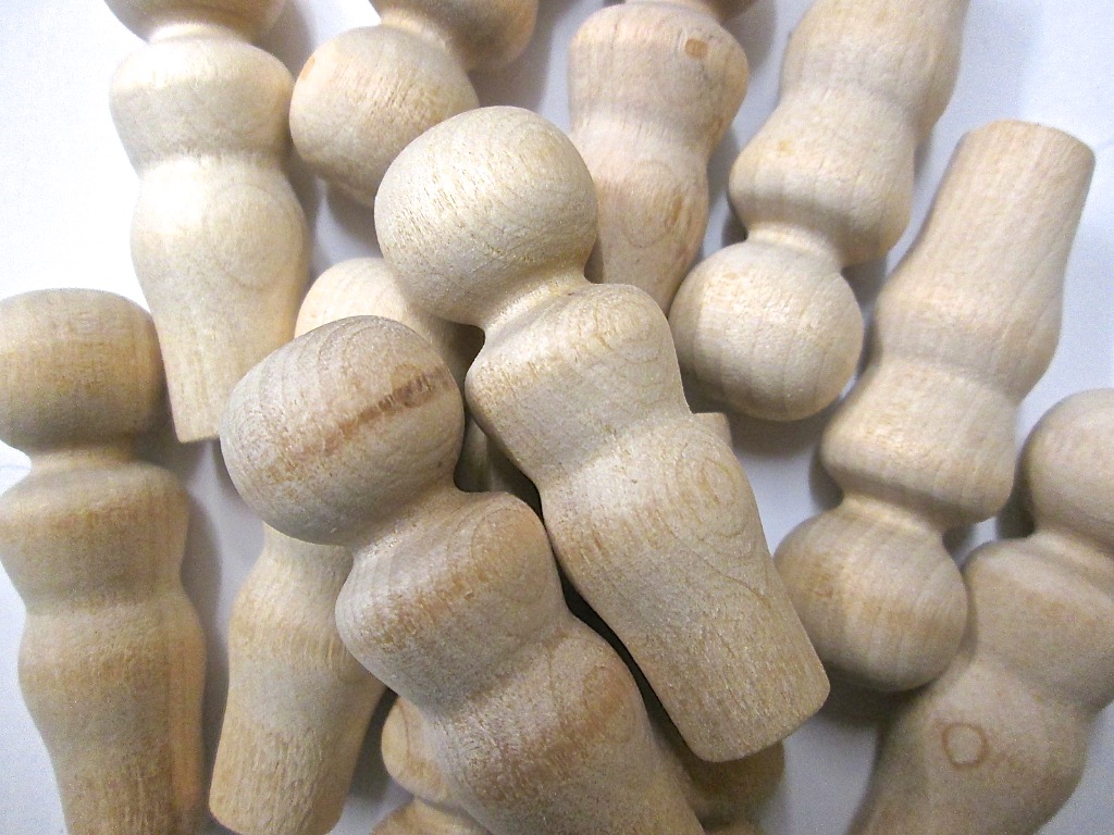 50 x Wooden Peg Dolls Lady Princess bride 5.9cm