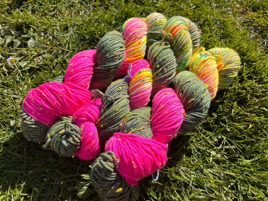 Swiss Chard Fabulous Neon Yarn DK 100g